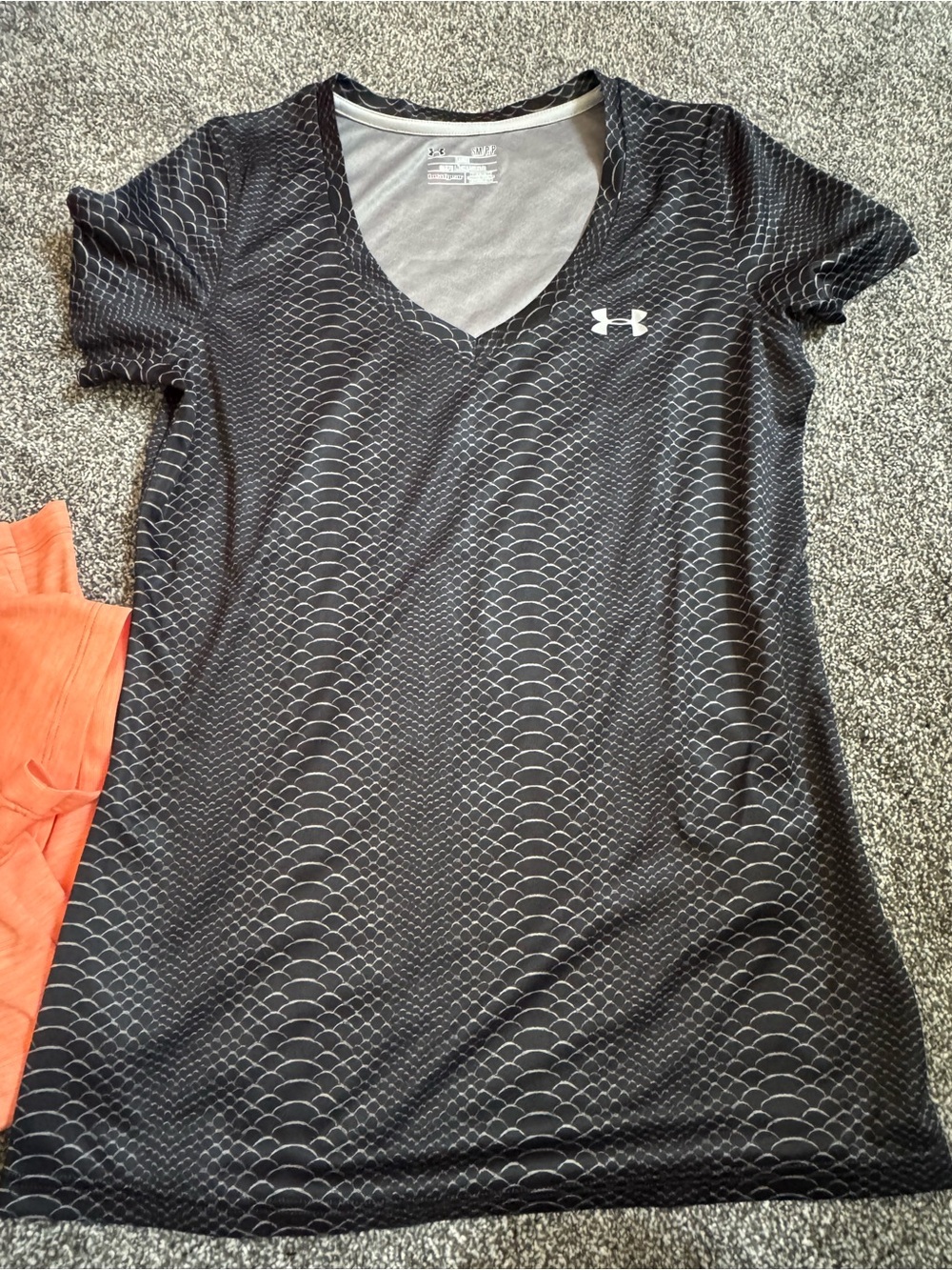 2-pc. Lot Under Armour Heatgear Loose Fit Size Small Athletic Shirts Bundle - Picture 7 of 12